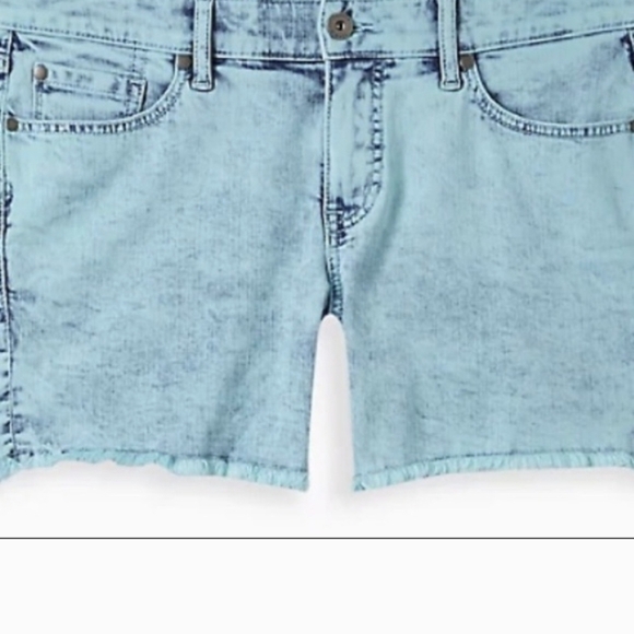 Torrid jean shorts teal blue acid wash  Size 16, NWT - Picture 4 of 11